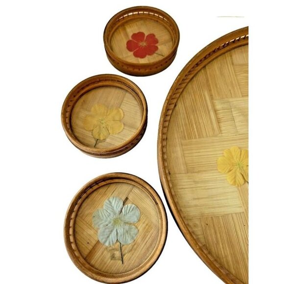 Vintage Round Bamboo Serving Tray Butterfly Flower with Coasters Set of 7 Taiwan - Picture 3 of 6